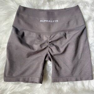Alphalete Amplify short